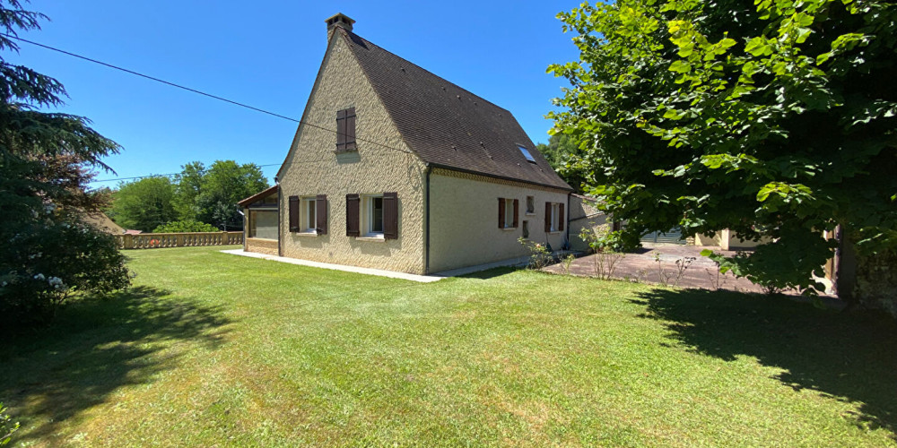 maison à SARLAT LA CANEDA (24200)