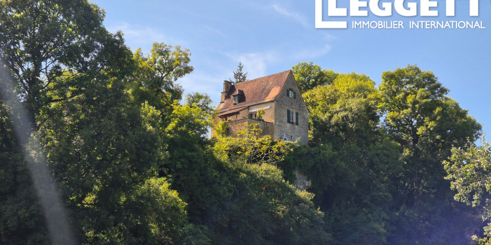 maison à SARLAT LA CANEDA (24200)