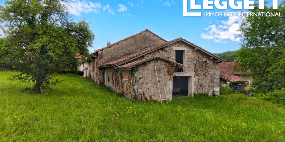 maison à VARAIGNES (24360)