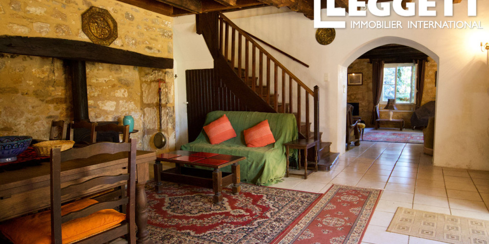maison à CENAC ET ST JULIEN (24250)