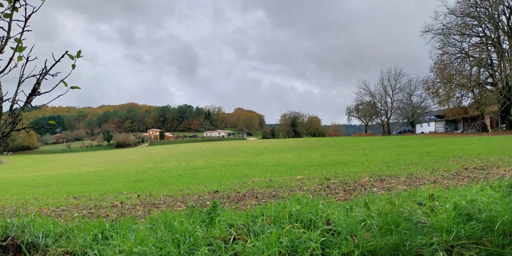 terrain à AGONAC (24460)