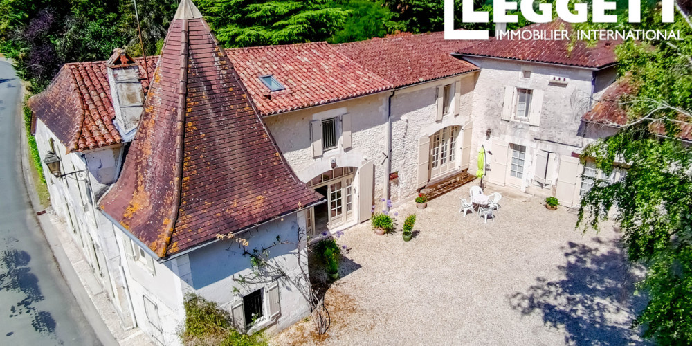 maison à LA CHAPELLE GRESIGNAC (24320)