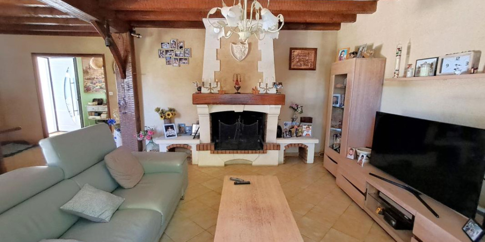 maison à COURS DE PILE (24520)