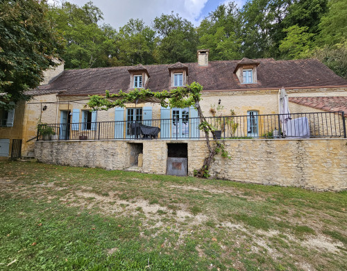 maison  MAUZAC ET GRAND CASTANG