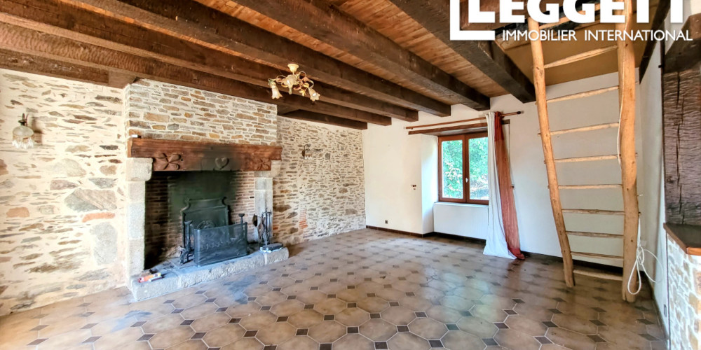 maison à ST SAUD LACOUSSIERE (24470)
