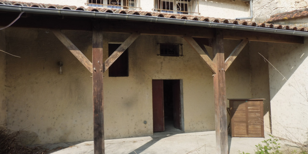 maison à ST VINCENT DE CONNEZAC (24190)