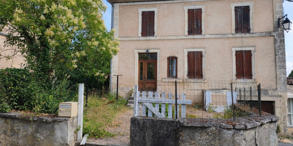 maison à BEAURONNE (24400)