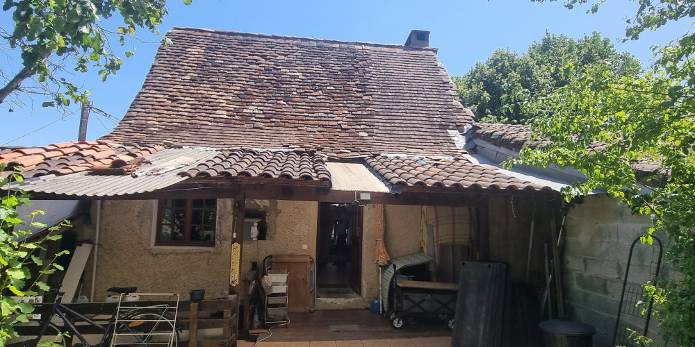 maison à ANTONNE ET TRIGONANT (24420)