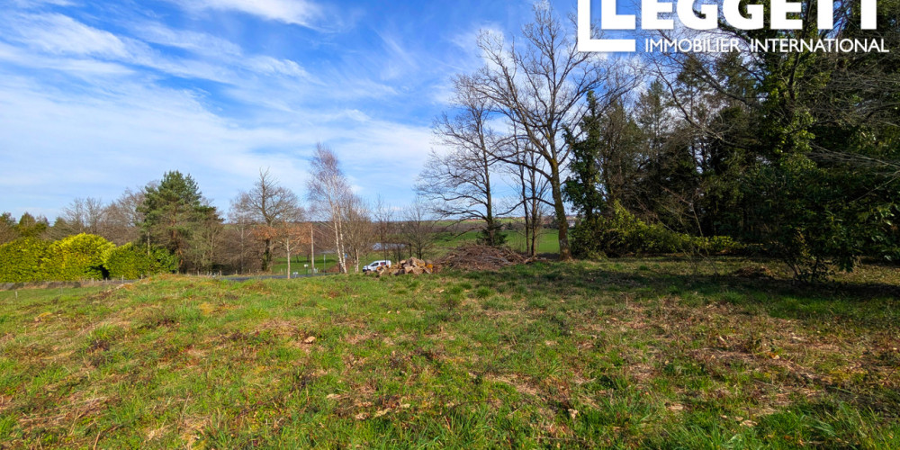 terrain à SALAGNAC (24160)
