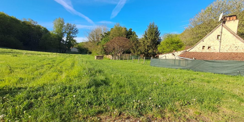 terrain à CAMPSEGRET (24140)