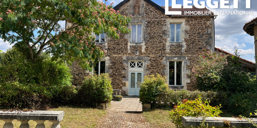 maison à THIVIERS (24800)
