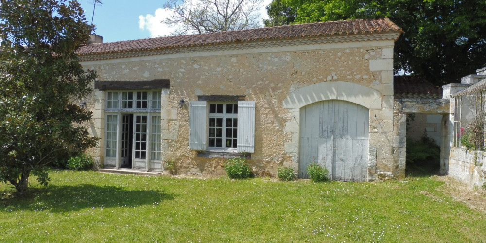 maison à ECHOURGNAC (24410)