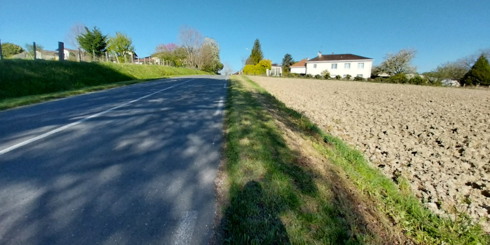 terrain à COULOUNIEIX CHAMIERS (24660)