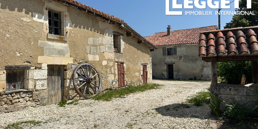 maison à GRAND BRASSAC (24350)