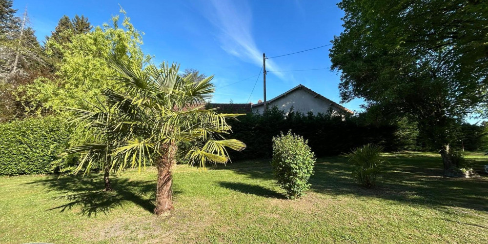 maison à BASSILLAC (24330)