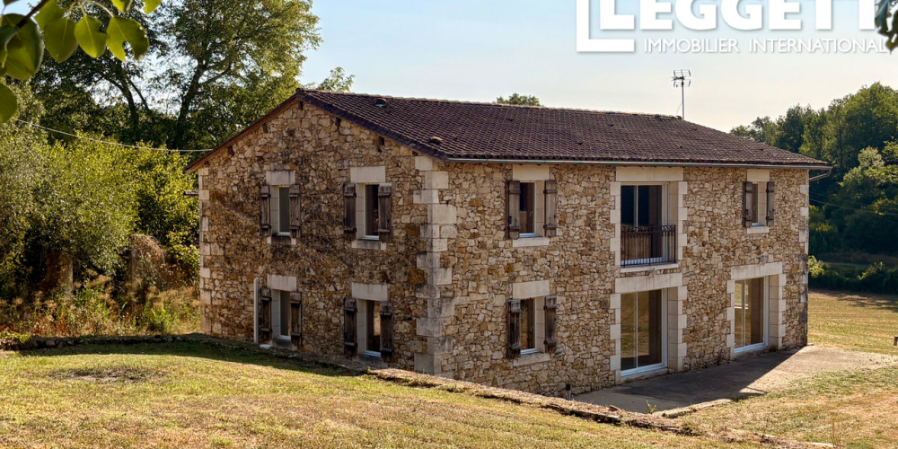 maison à ST FRONT LA RIVIERE (24300)