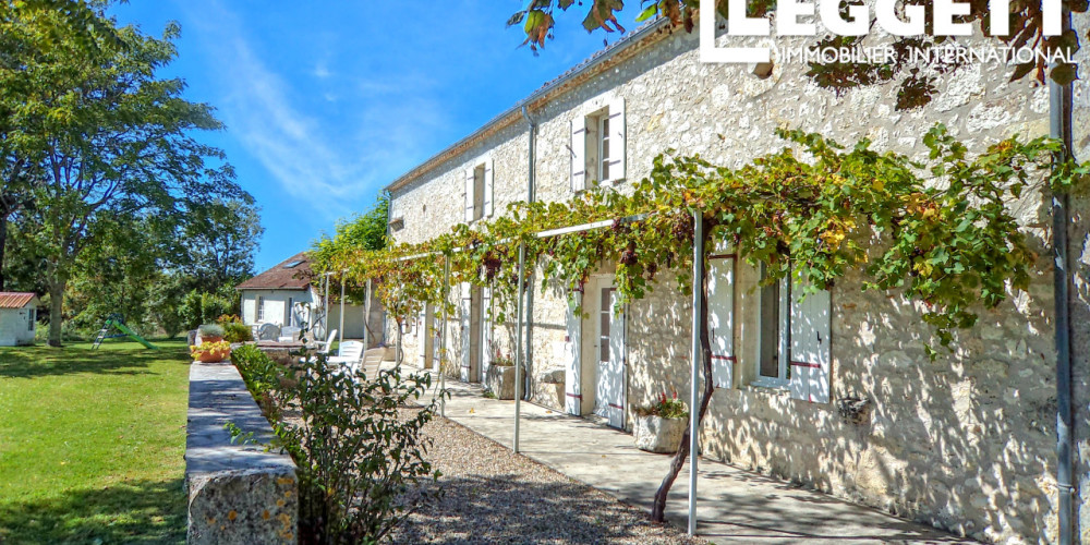 maison à EYMET (24500)
