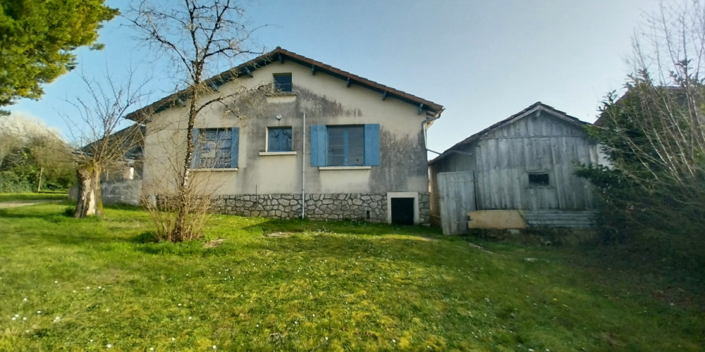maison à MENSIGNAC (24350)