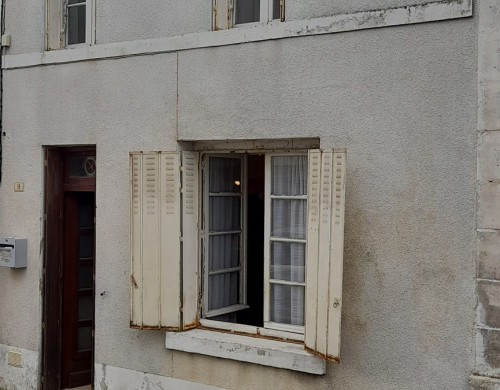 maison  TOCANE ST APRE
