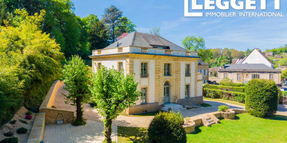 maison à SARLAT LA CANEDA (24200)