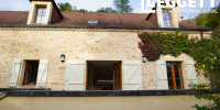 maison à LA ROQUE GAGEAC (24250)