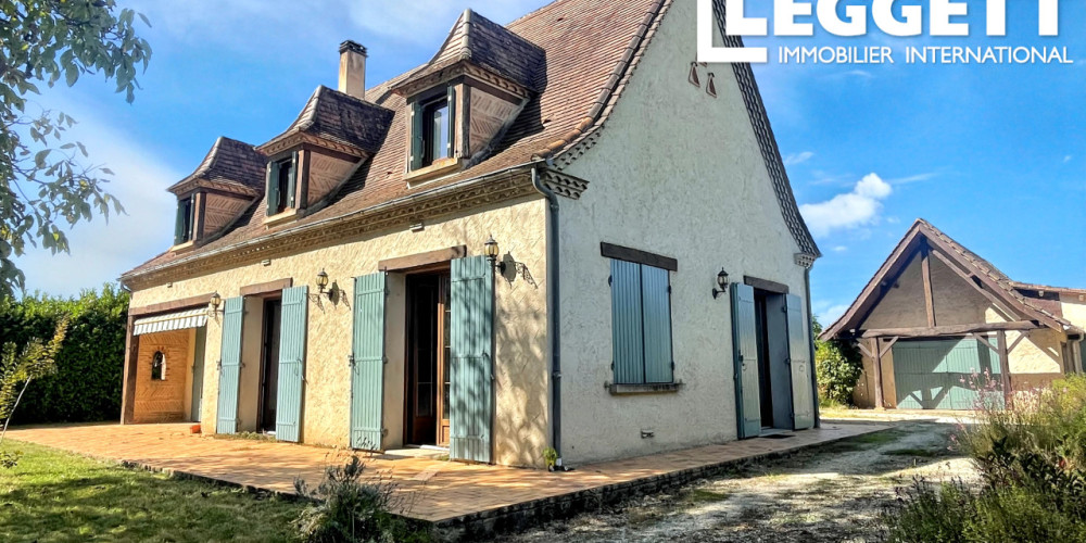 maison à MAUZAC ET GRAND CASTANG (24150)