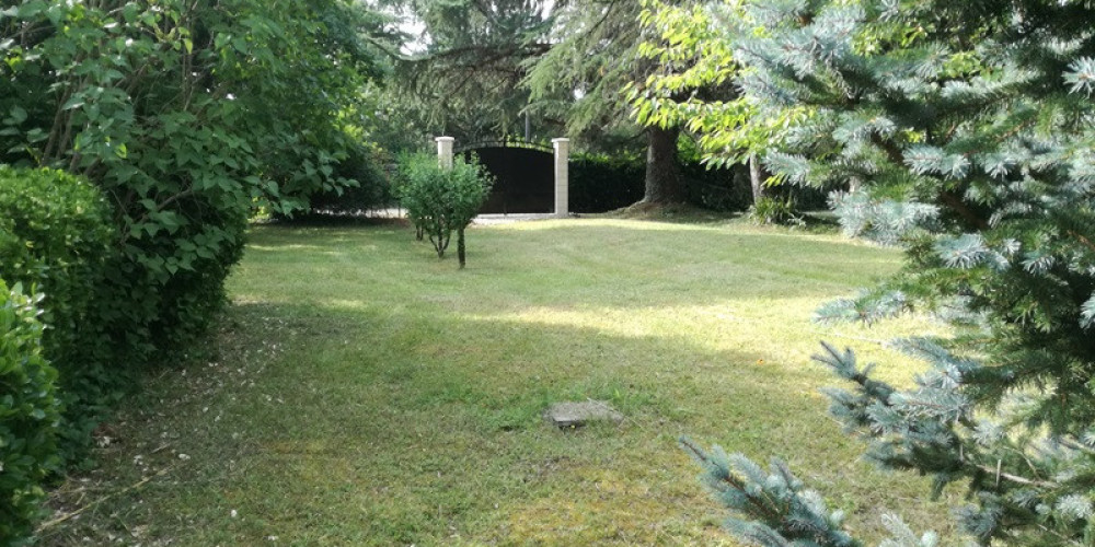 maison à ST FRONT DE PRADOUX (24400)