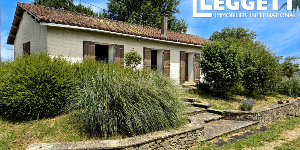 maison à NANTHEUIL (24800)