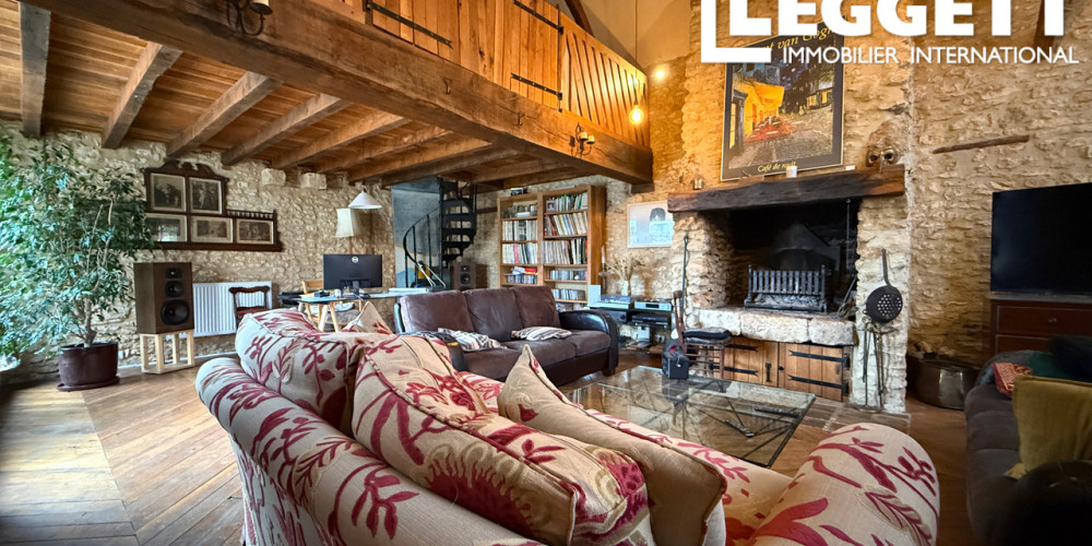 maison à STE ALVERE ST LAURENT LES BATONS (24510)
