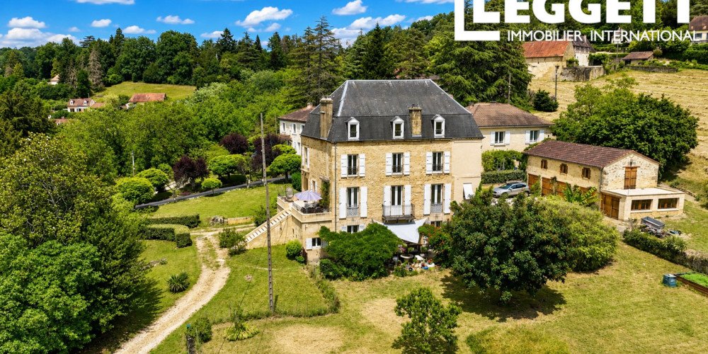 maison à SARLAT LA CANEDA (24200)