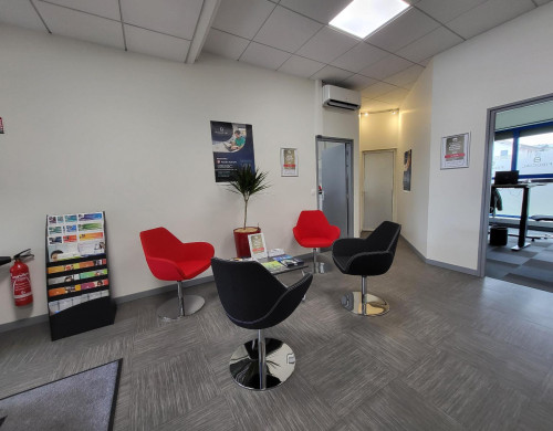 local commercial  BERGERAC