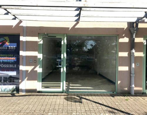 local commercial  BERGERAC