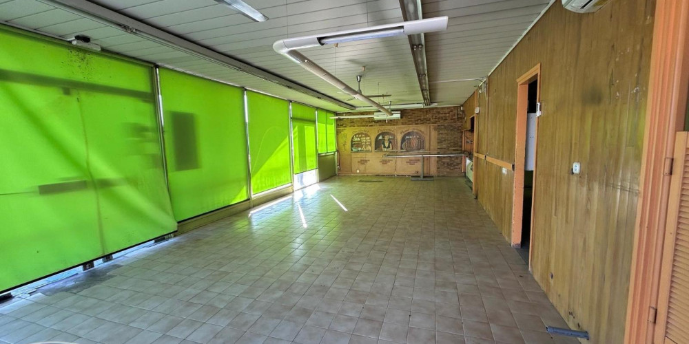 local commercial à PERIGUEUX (24000)