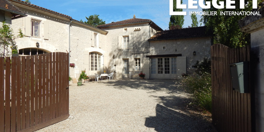 maison à LA CHAPELLE GRESIGNAC (24320)