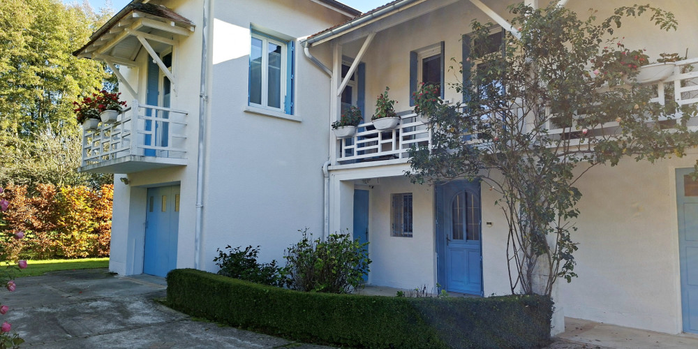 maison à ST ASTIER (24110)
