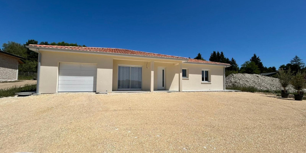 maison à CHAMPCEVINEL (24750)