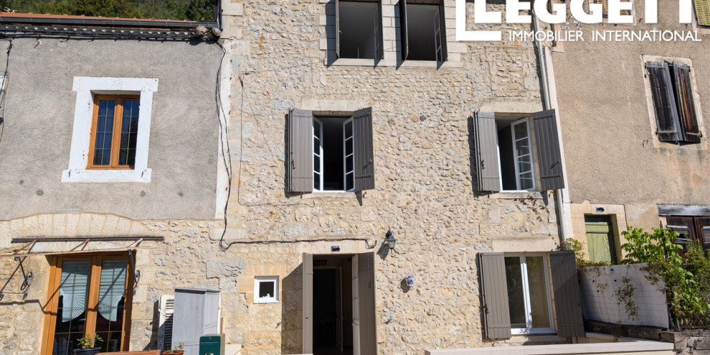 maison à LE BUGUE (24260)