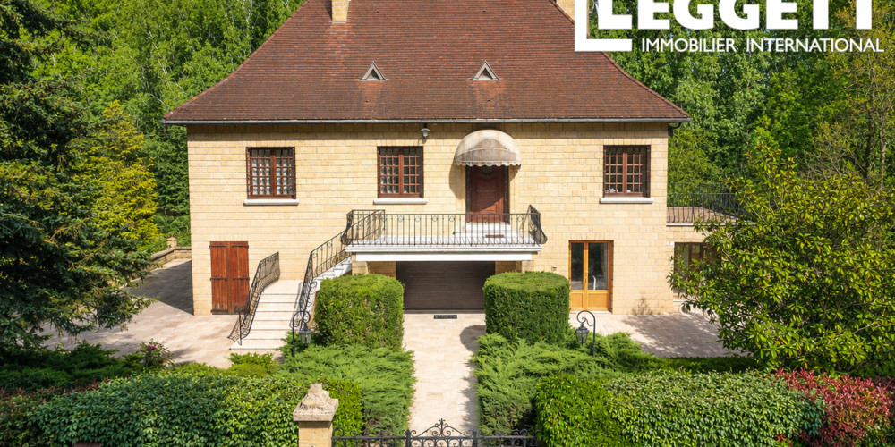 maison à SARLAT LA CANEDA (24200)