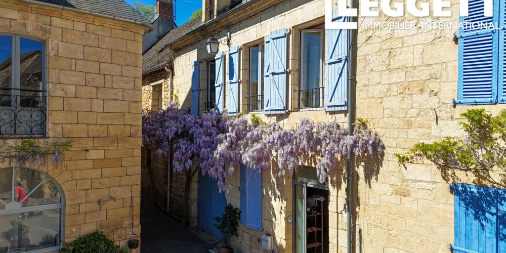 maison à MONTIGNAC (24290)