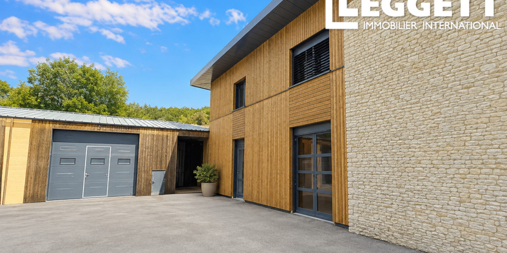 immeuble à LALINDE (24150)