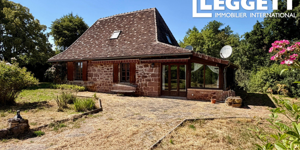 maison à HAUTEFORT (24390)