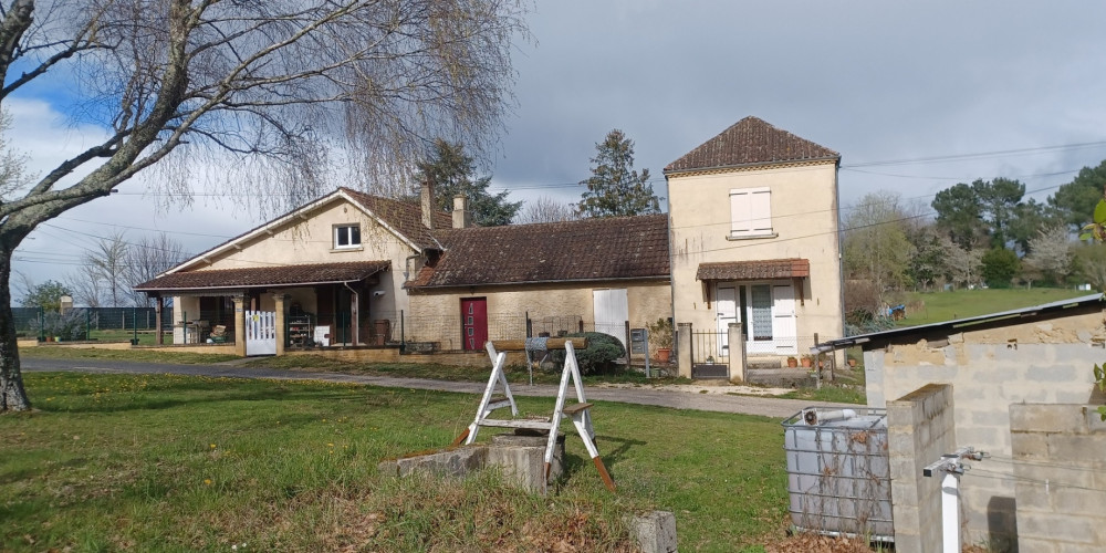 maison à SARLAT LA CANEDA (24200)