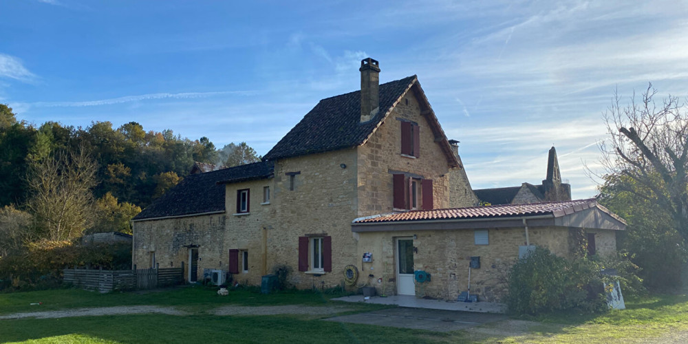 maison à STE NATHALENE (24200)