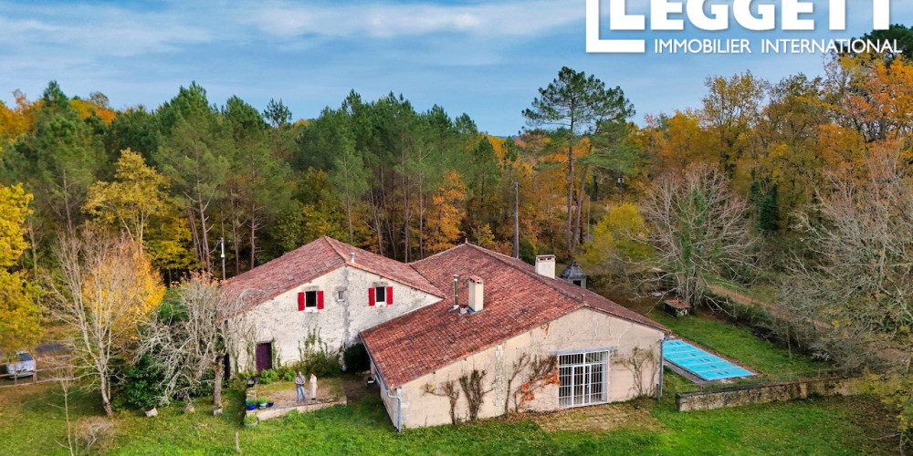 maison à ST JEAN D ATAUX (24190)