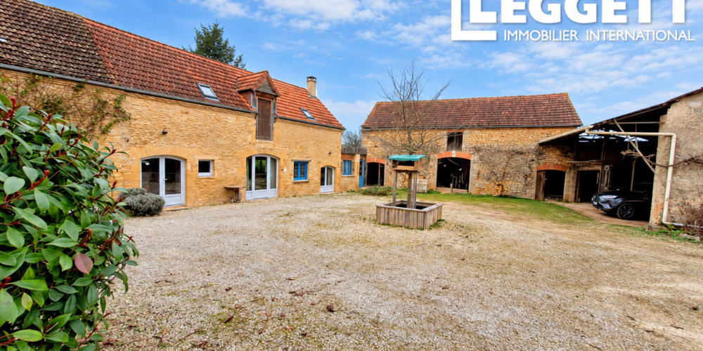 maison à ST GENIES (24590)