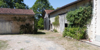 maison à DOUCHAPT (24350)