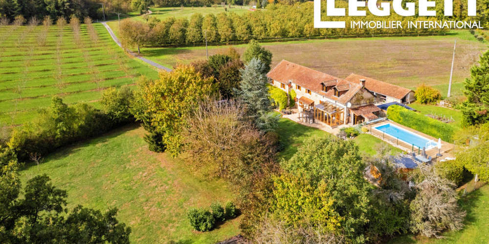 maison à NEGRONDES (24460)
