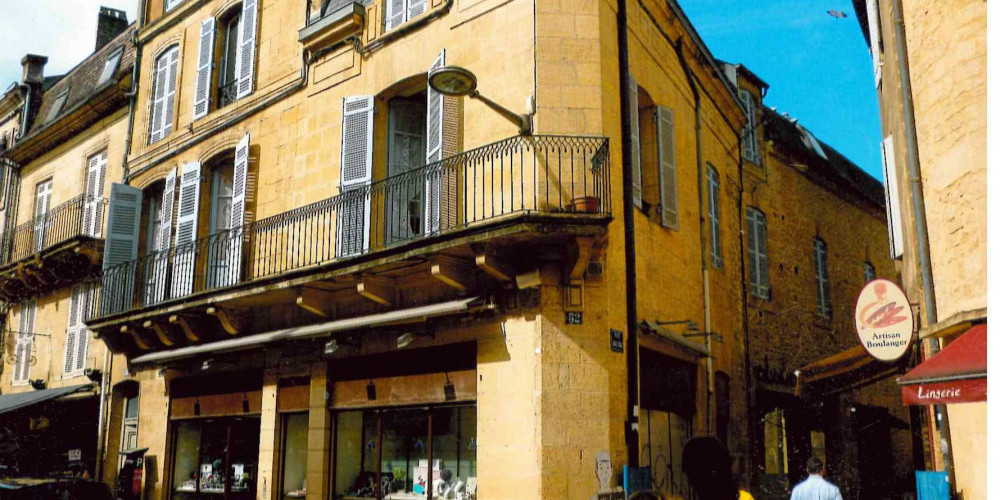 appartement à SARLAT LA CANEDA (24200)