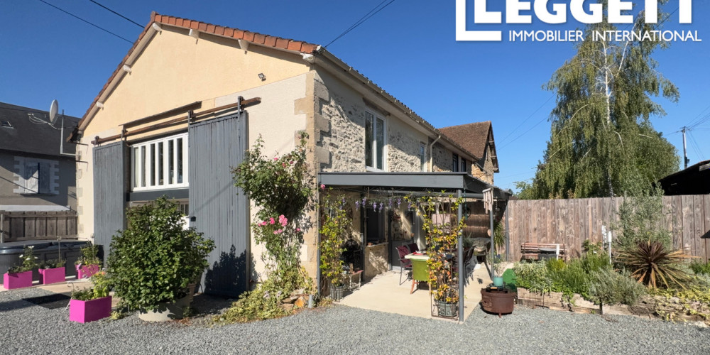 maison à LA COQUILLE (24450)