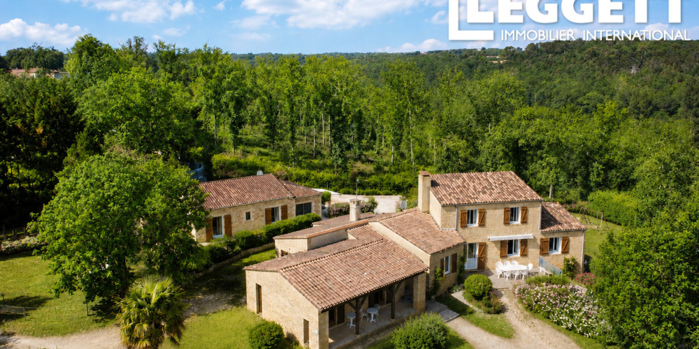 maison à SARLAT LA CANEDA (24200)